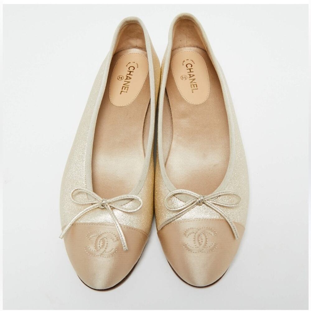 Chanel metallic golden leather CC satin cap toe ballerina ballet flats 36 - Picture 2 of 13